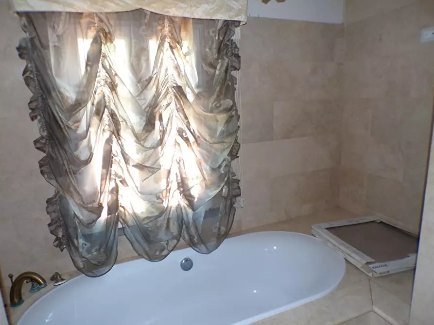 Immagine 9 di Appartamento in vendita  a Cascina