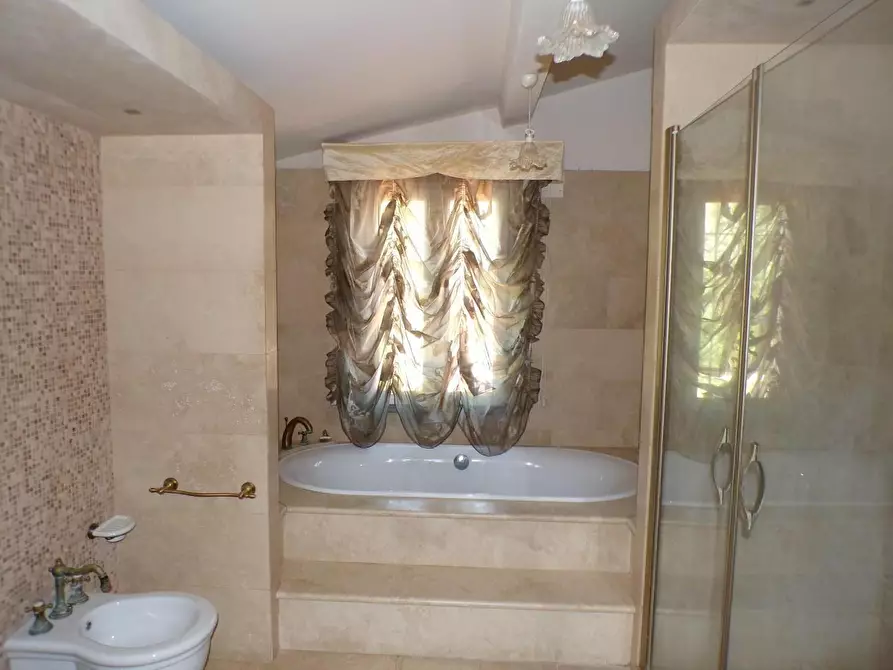 Immagine 12 di Appartamento in vendita  a Cascina