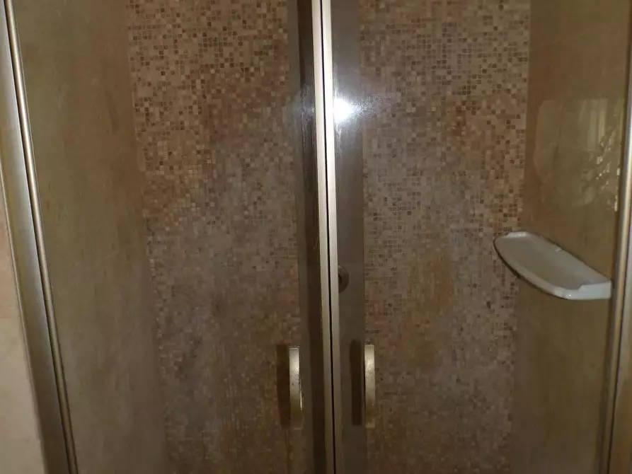 Immagine 10 di Appartamento in vendita  a Cascina