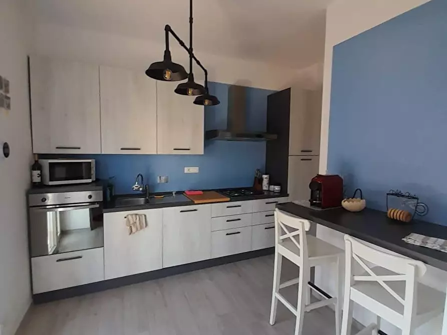 Immagine 4 di Appartamento in vendita  a Livorno