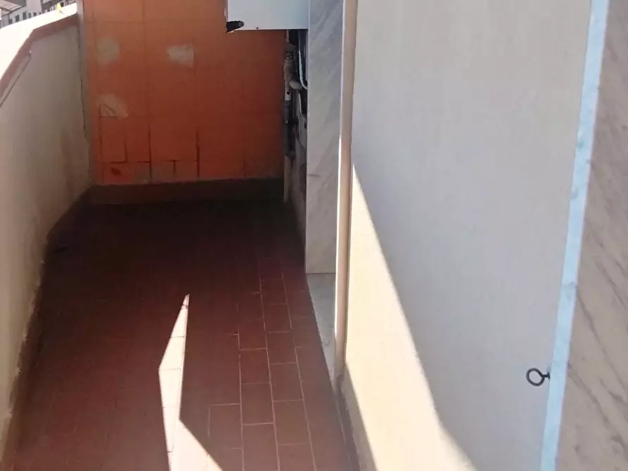 Immagine 13 di Appartamento in vendita  a Carrara