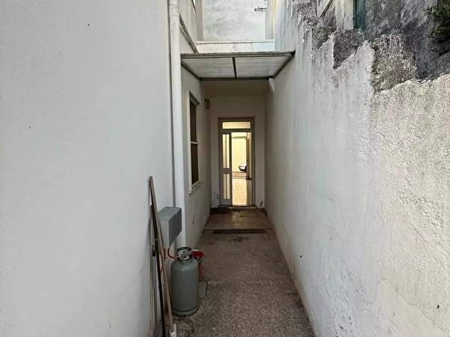 Immagine 19 di Appartamento in vendita  a Alessano