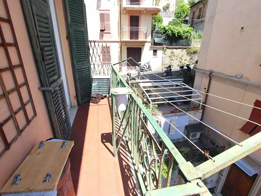 Immagine 12 di Appartamento in vendita  a La Spezia