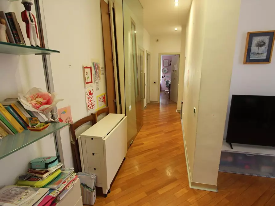 Immagine 4 di Appartamento in vendita  a La Spezia