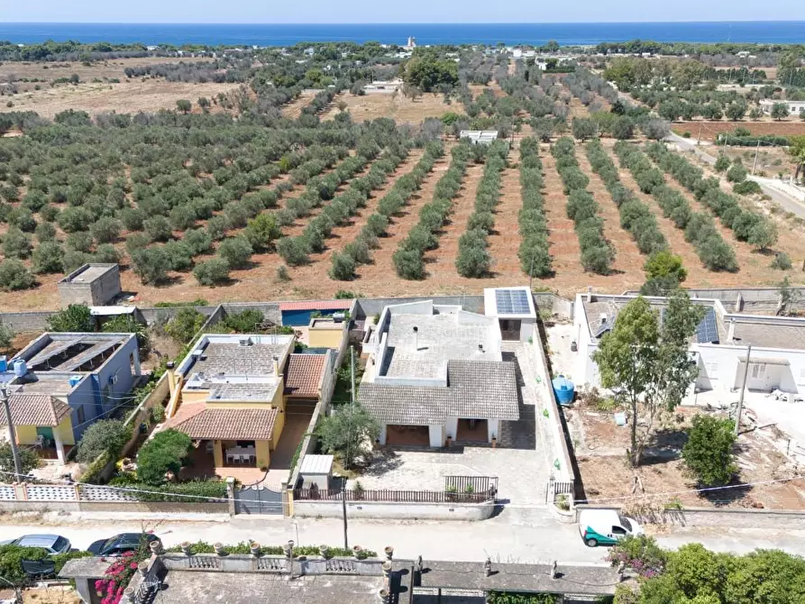 Immagine 2 di Villa in vendita  a Nardo'