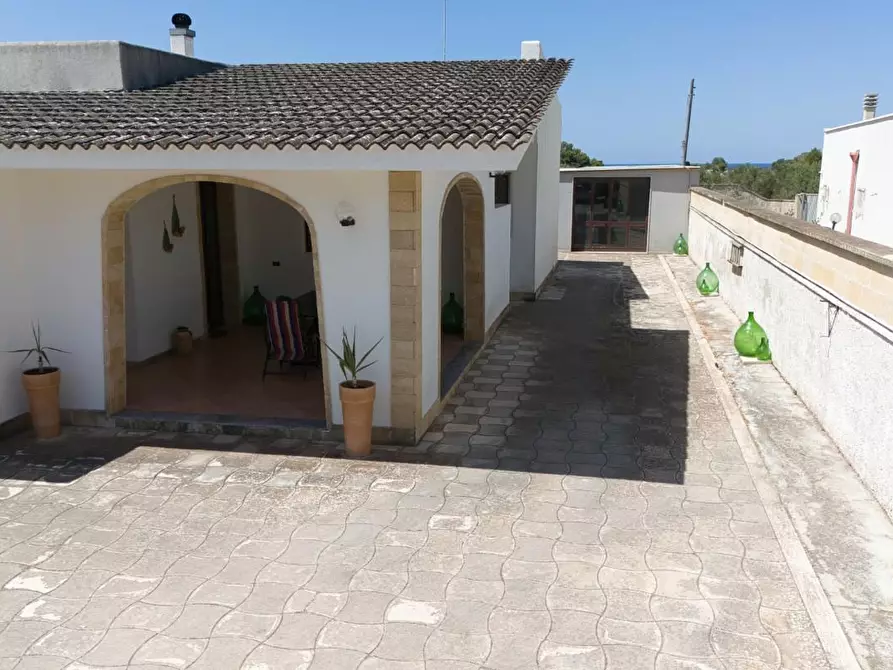 Immagine 8 di Villa in vendita  a Nardo'