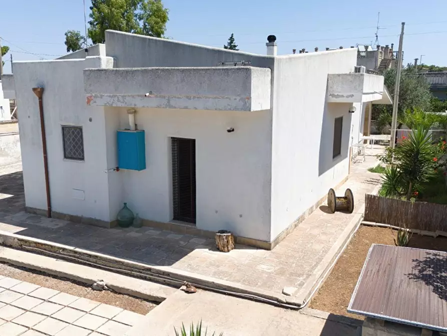 Immagine 10 di Villa in vendita  a Nardo'