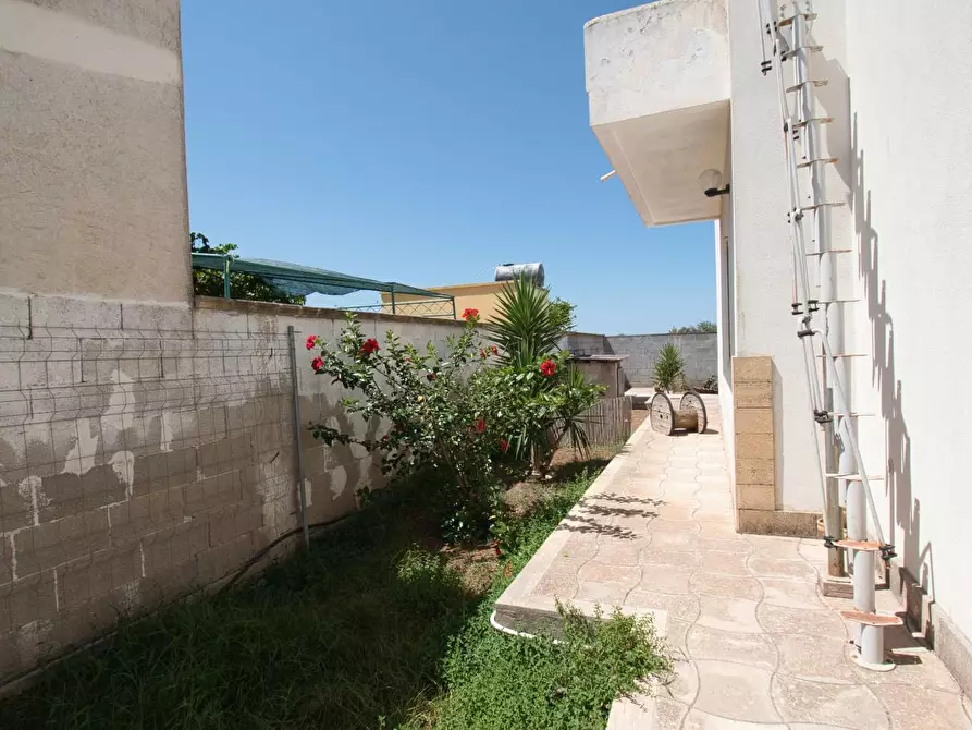 Immagine 25 di Villa in vendita  a Nardo'