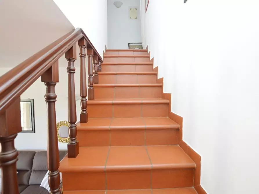 Immagine 6 di Villa in vendita  a Lucca