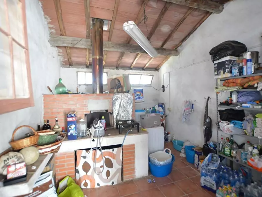 Immagine 22 di Villa in vendita  a Lucca