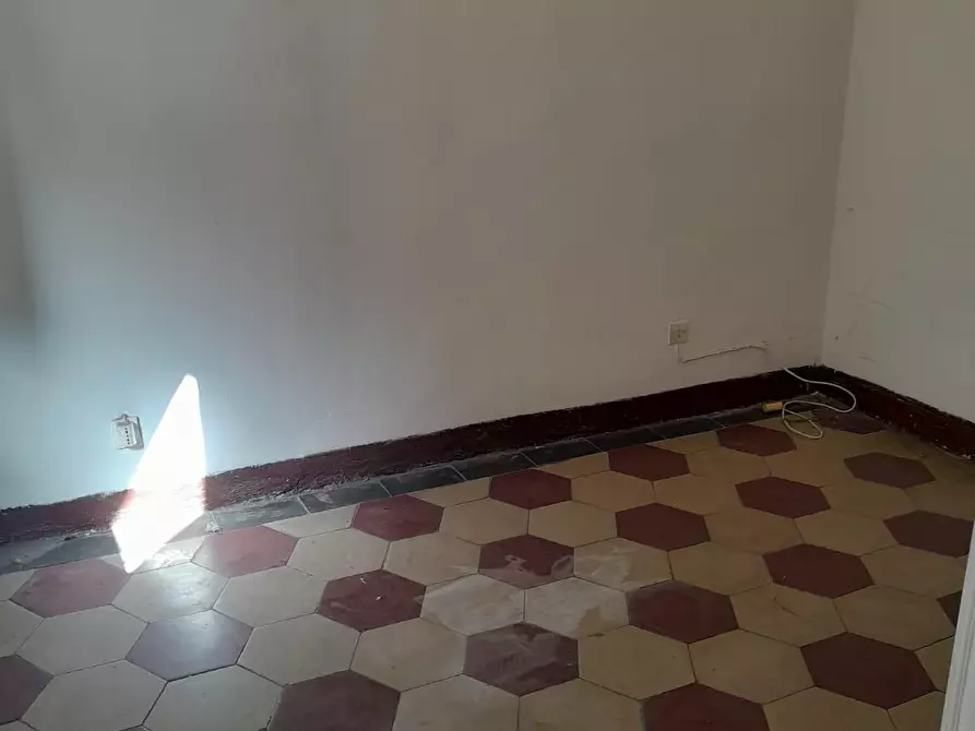 Immagine 2 di Appartamento in vendita  a Livorno