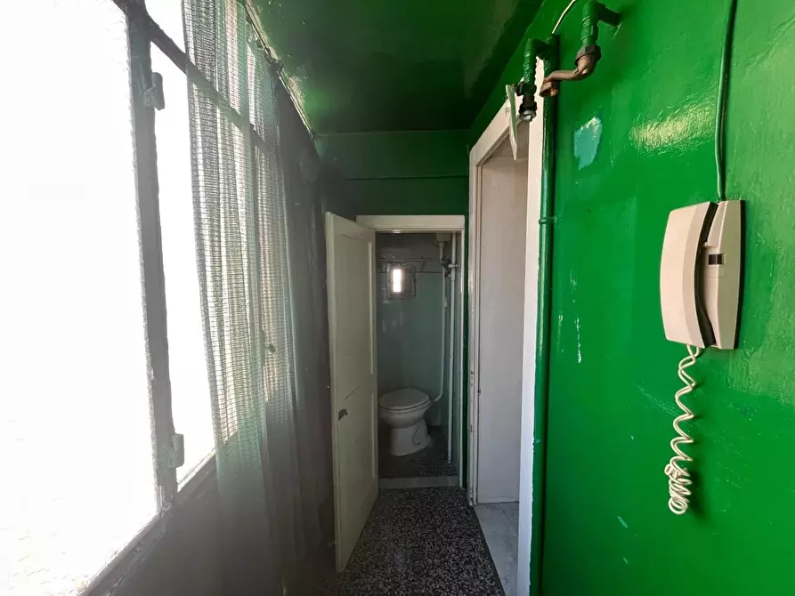 Immagine 13 di Appartamento in vendita  a Taranto