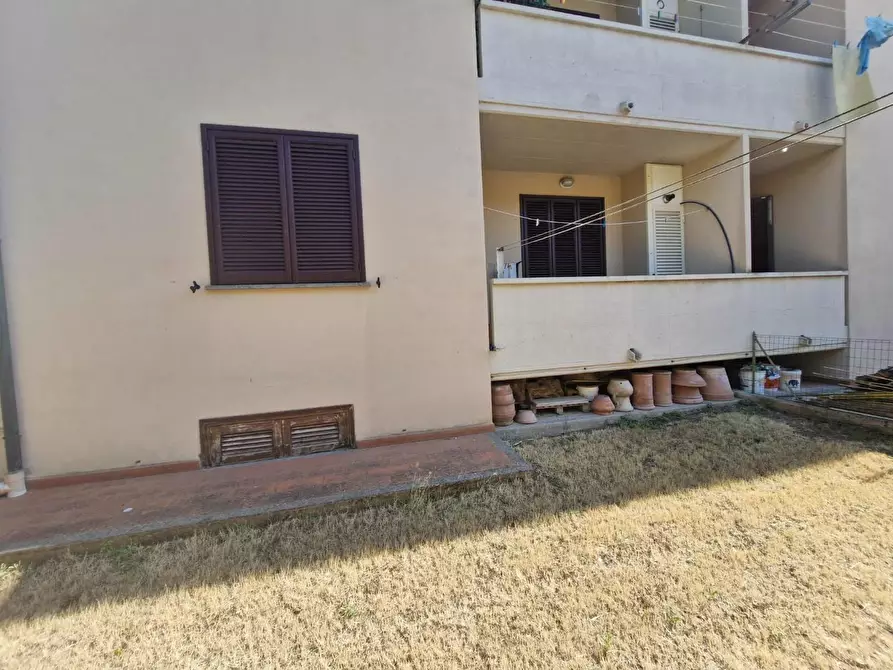 Immagine 33 di Appartamento in vendita  a Campiglia Marittima