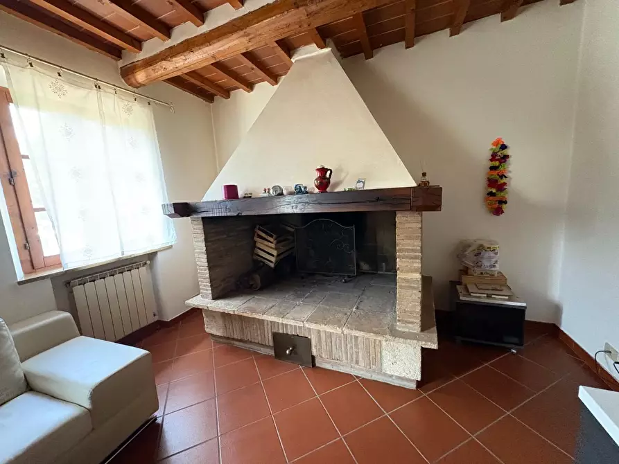 Immagine 33 di Porzione di casa in vendita  a Poggibonsi