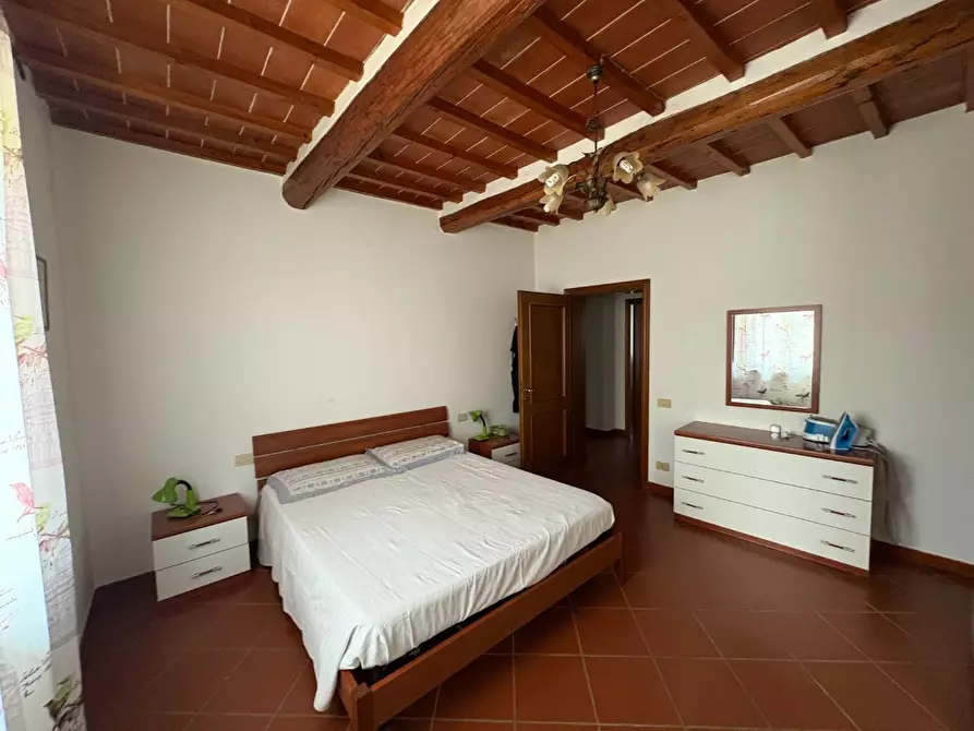 Immagine 37 di Porzione di casa in vendita  a Poggibonsi