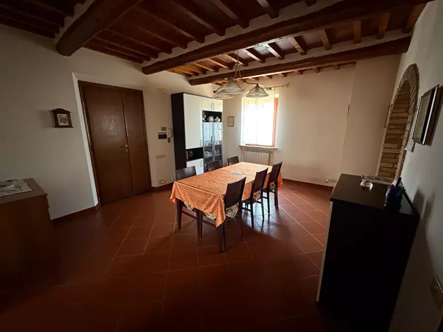 Immagine 35 di Porzione di casa in vendita  a Poggibonsi
