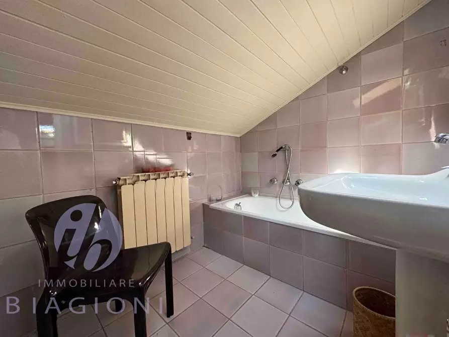 Immagine 21 di Appartamento in vendita  a Forte Dei Marmi