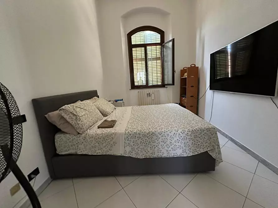 Immagine 11 di Appartamento in vendita  a Pisa