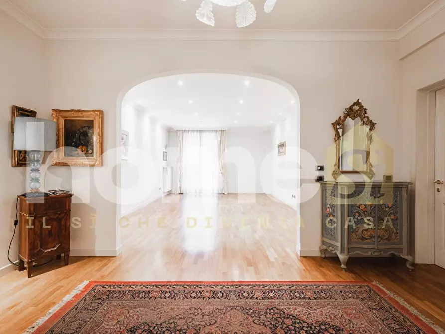 Immagine 4 di Appartamento in vendita  a Modena