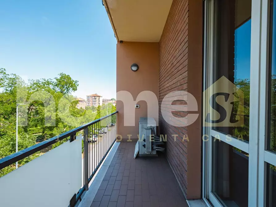 Immagine 17 di Appartamento in vendita  a Modena