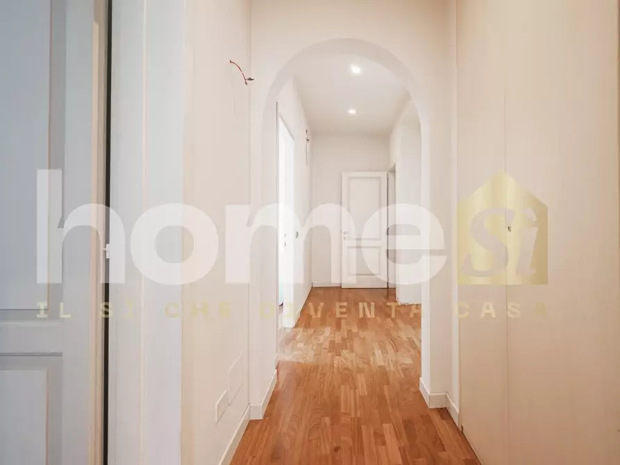 Immagine 34 di Appartamento in vendita  a Modena