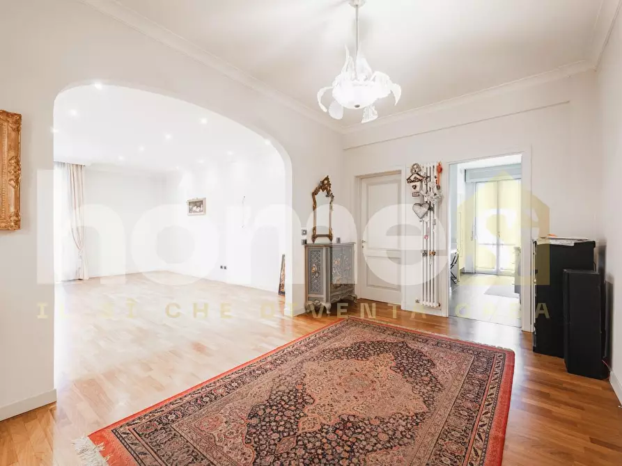 Immagine 3 di Appartamento in vendita  a Modena