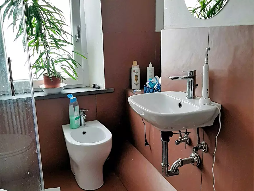 Immagine 15 di Terratetto in vendita  a Cascina