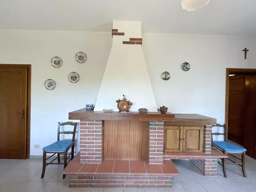 Immagine 3 di Villa in vendita  a Massarosa