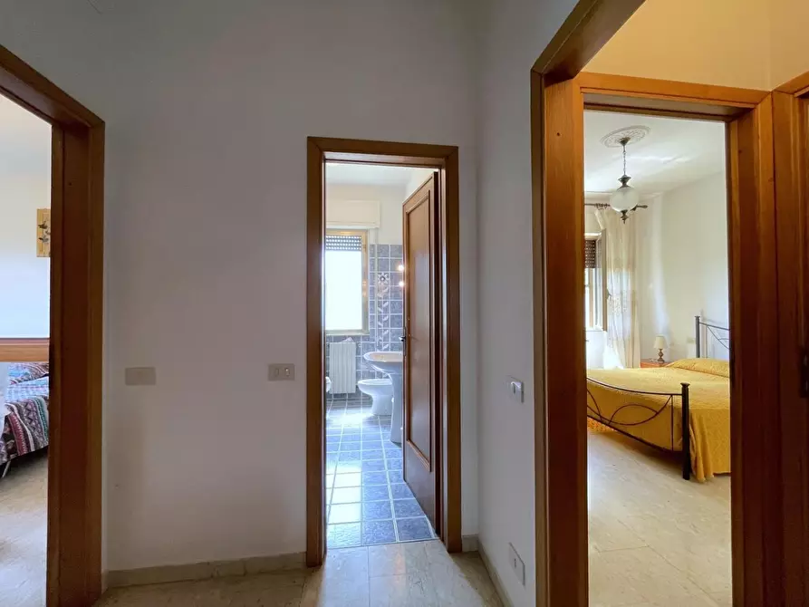 Immagine 34 di Villa in vendita  a Massarosa