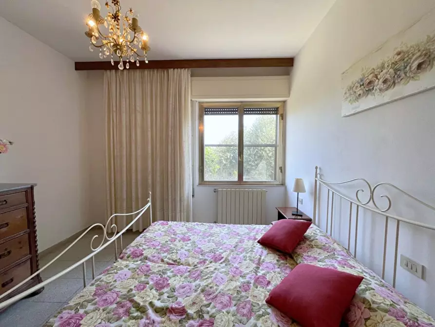 Immagine 14 di Villa in vendita  a Massarosa