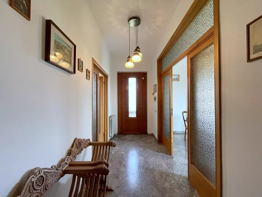 Immagine 54 di Villa in vendita  a Massarosa