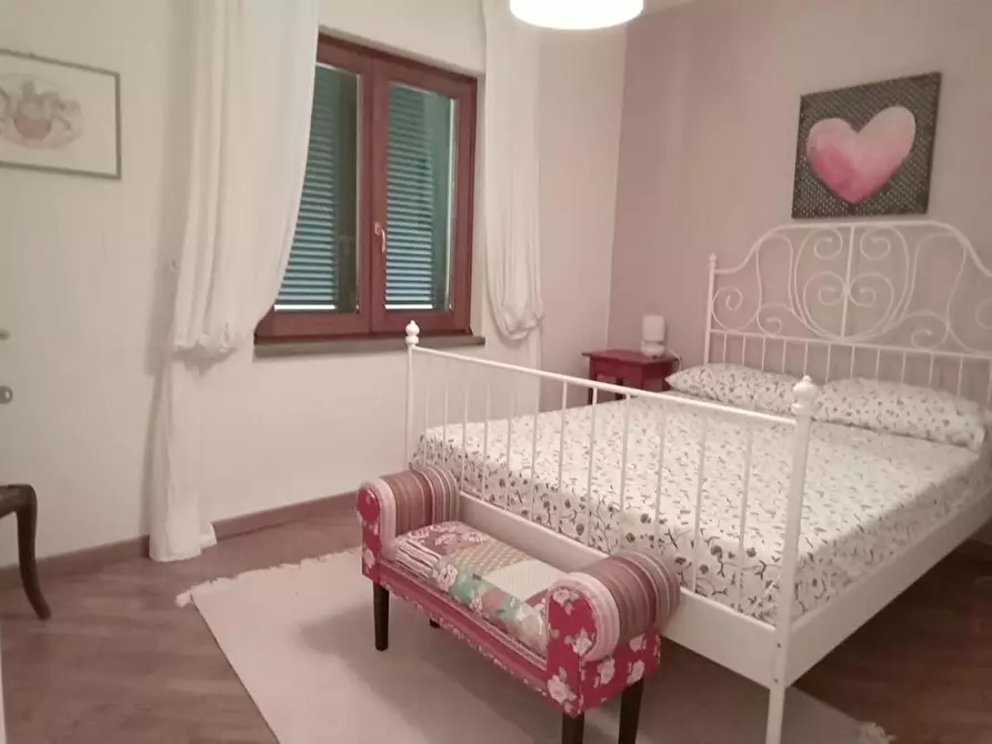 Immagine 28 di Villa in vendita  a Camaiore