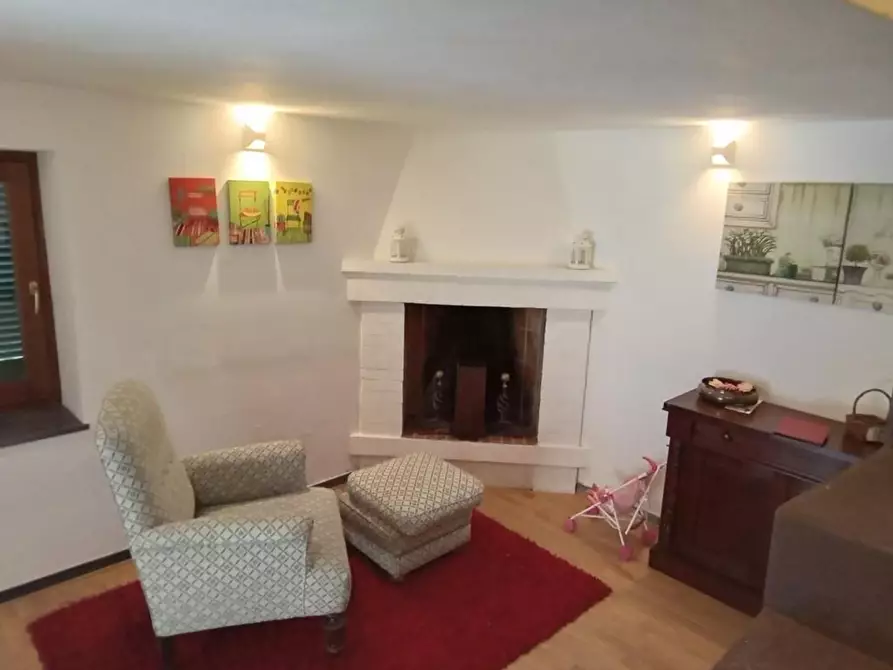 Immagine 17 di Villa in vendita  a Camaiore