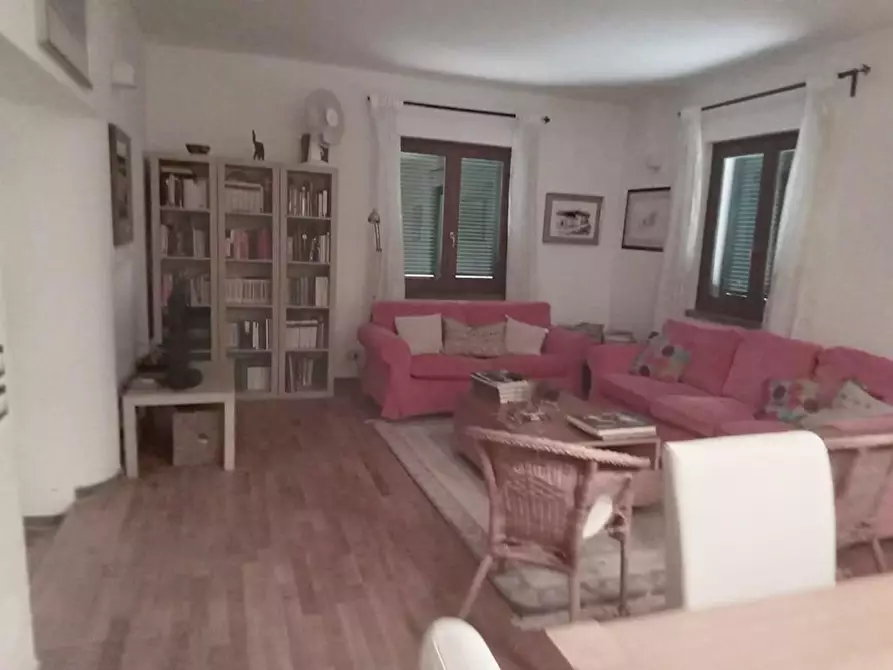 Immagine 19 di Villa in vendita  a Camaiore