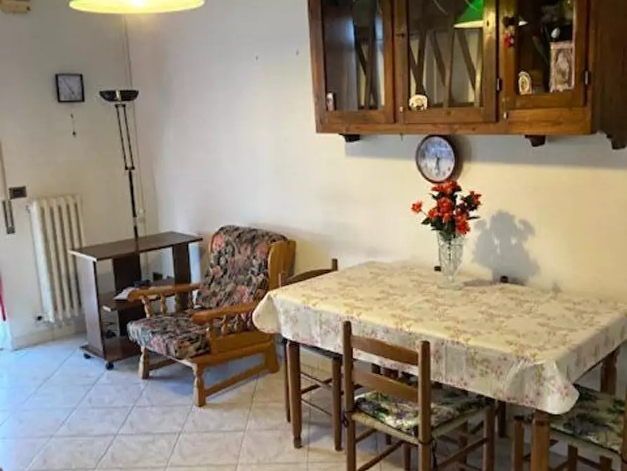 Immagine 11 di Appartamento in vendita  a Pisa