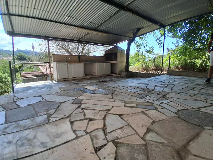 Immagine 24 di Porzione di casa in vendita  a Sarzana