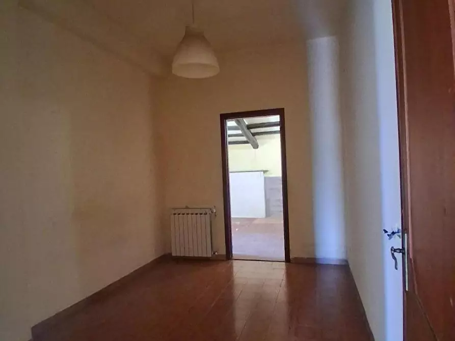 Immagine 19 di Porzione di casa in vendita  a Sarzana