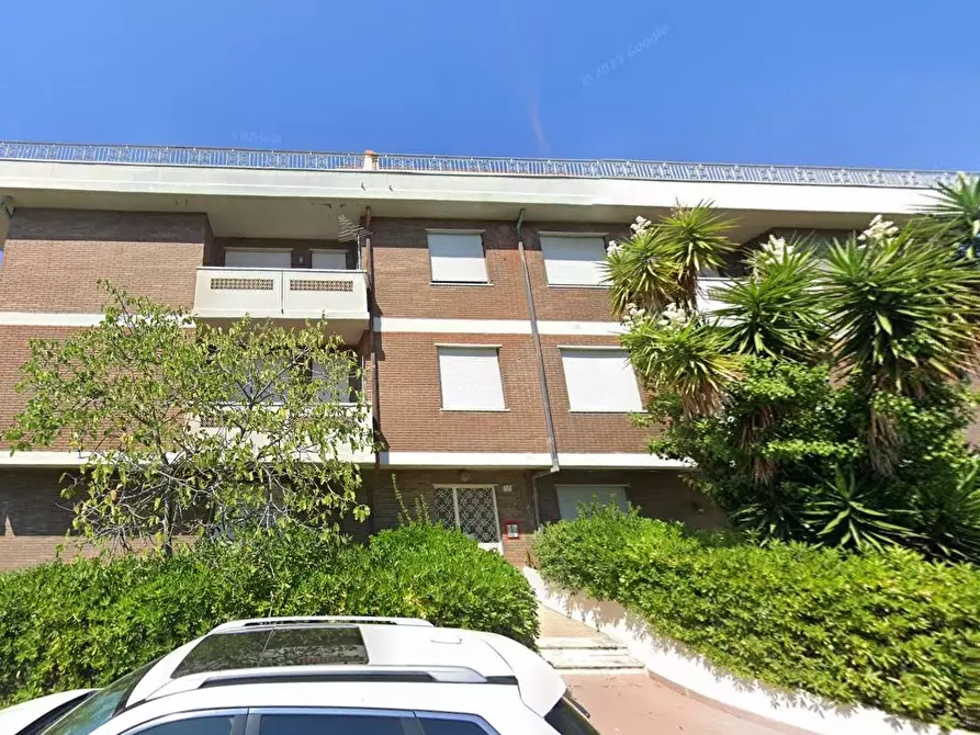 appartamento in vendita a Massa in zona Poveromo