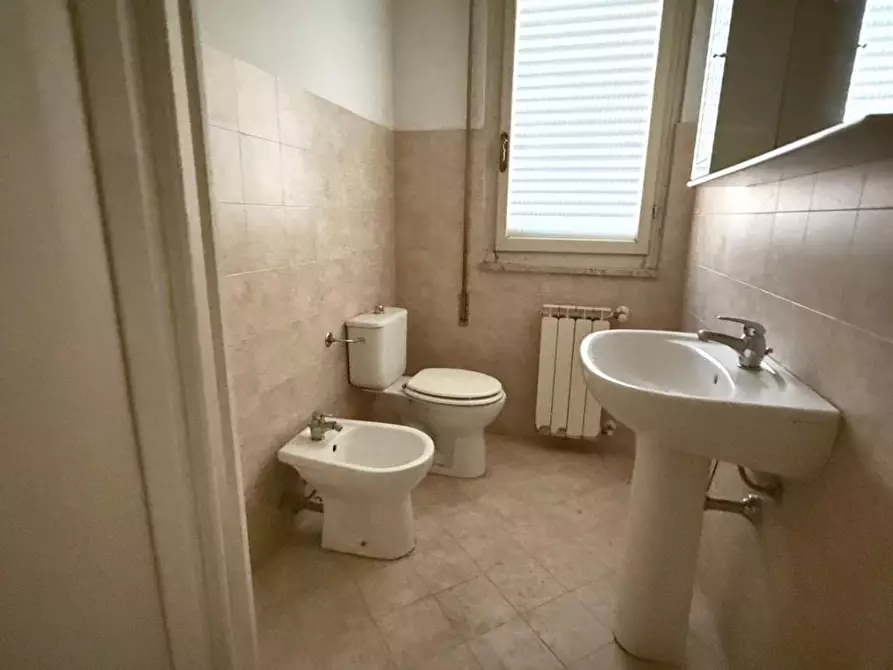 Immagine 19 di Terratetto in vendita  a Viareggio