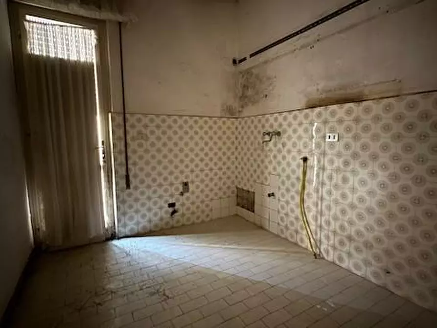 Immagine 10 di Terratetto in vendita  a Viareggio