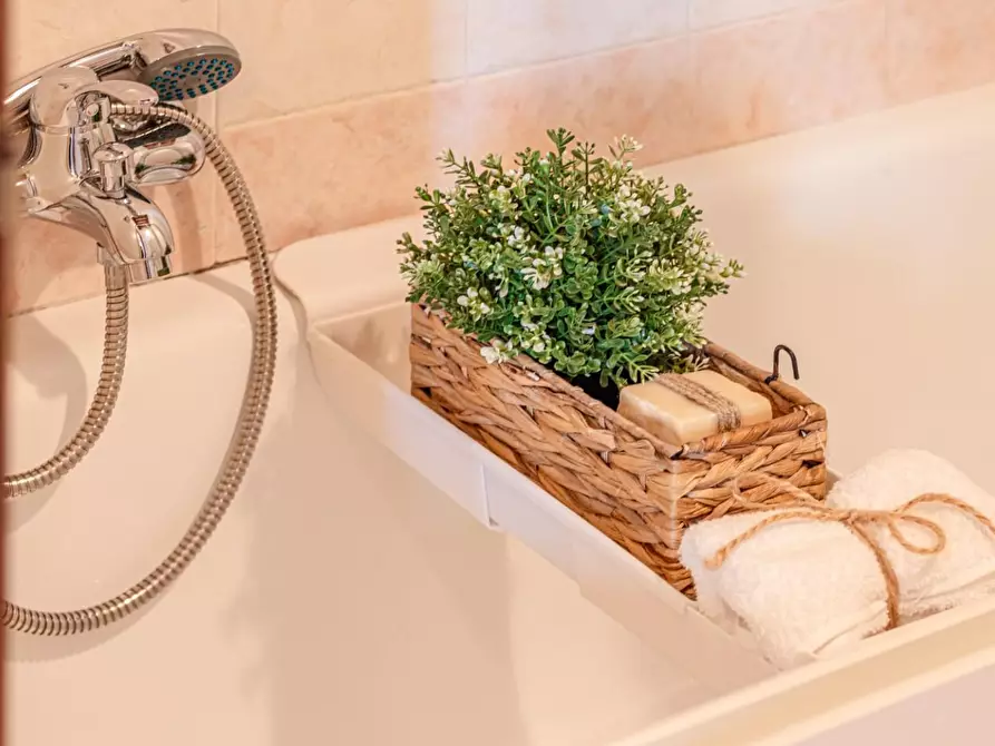 Immagine 17 di Porzione di casa in vendita  a Montaione