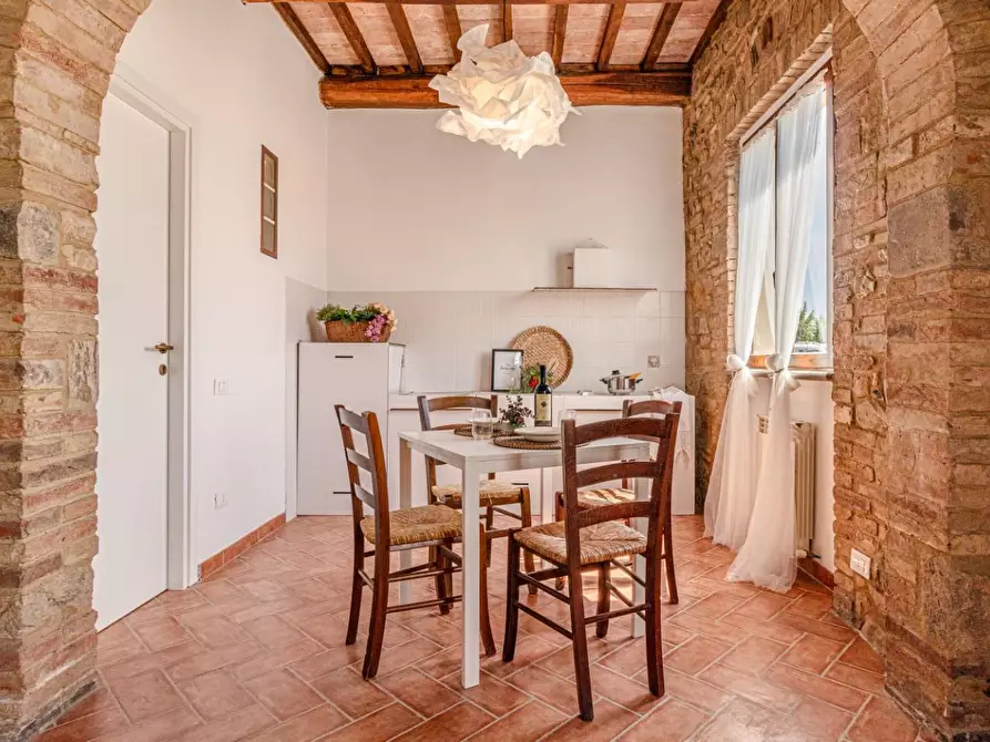 Immagine 12 di Porzione di casa in vendita  a Montaione