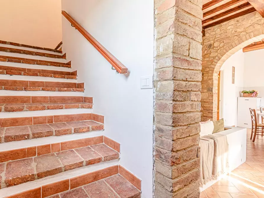 Immagine 49 di Porzione di casa in vendita  a Montaione