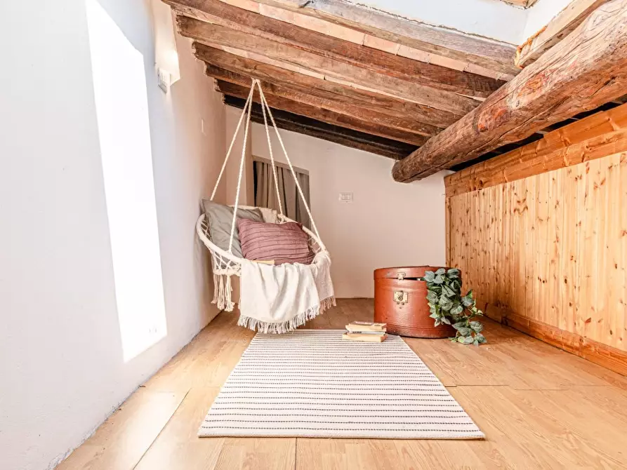 Immagine 32 di Porzione di casa in vendita  a Montaione