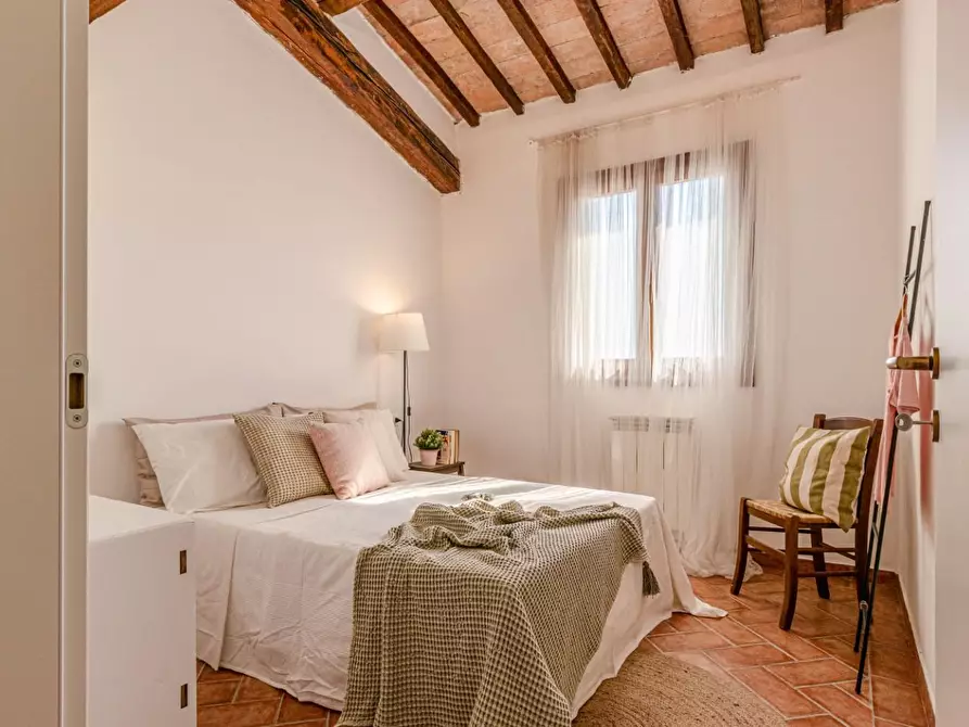 Immagine 41 di Porzione di casa in vendita  a Montaione