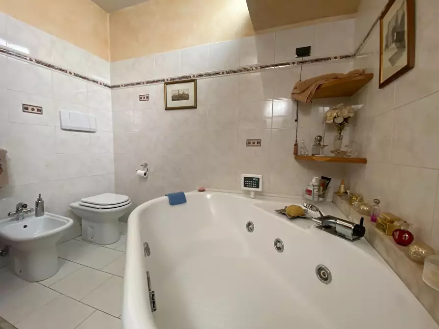 Immagine 23 di Terratetto in vendita  a Scandicci