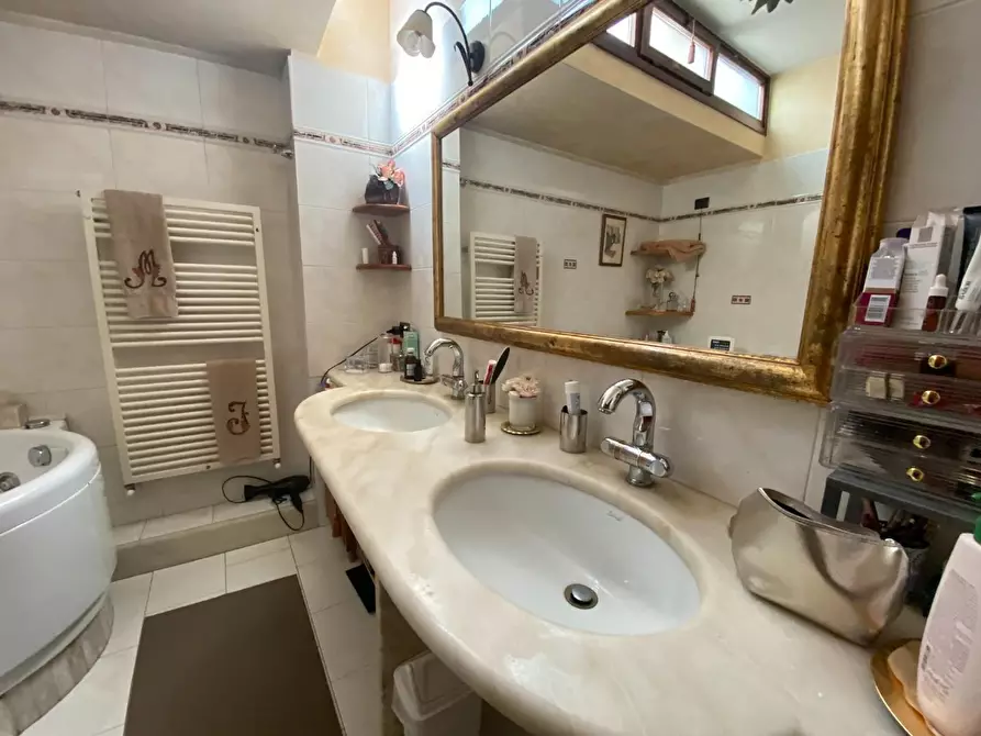 Immagine 24 di Terratetto in vendita  a Scandicci