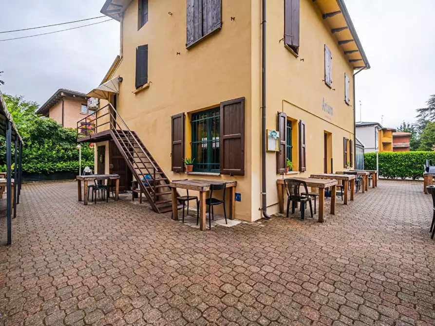 Immagine 3 di Casa indipendente in vendita  a Reggio Nell'emilia