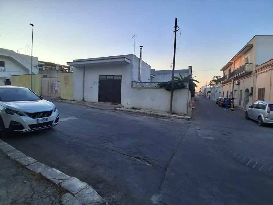 Immagine 30 di Terratetto in vendita  a Maruggio