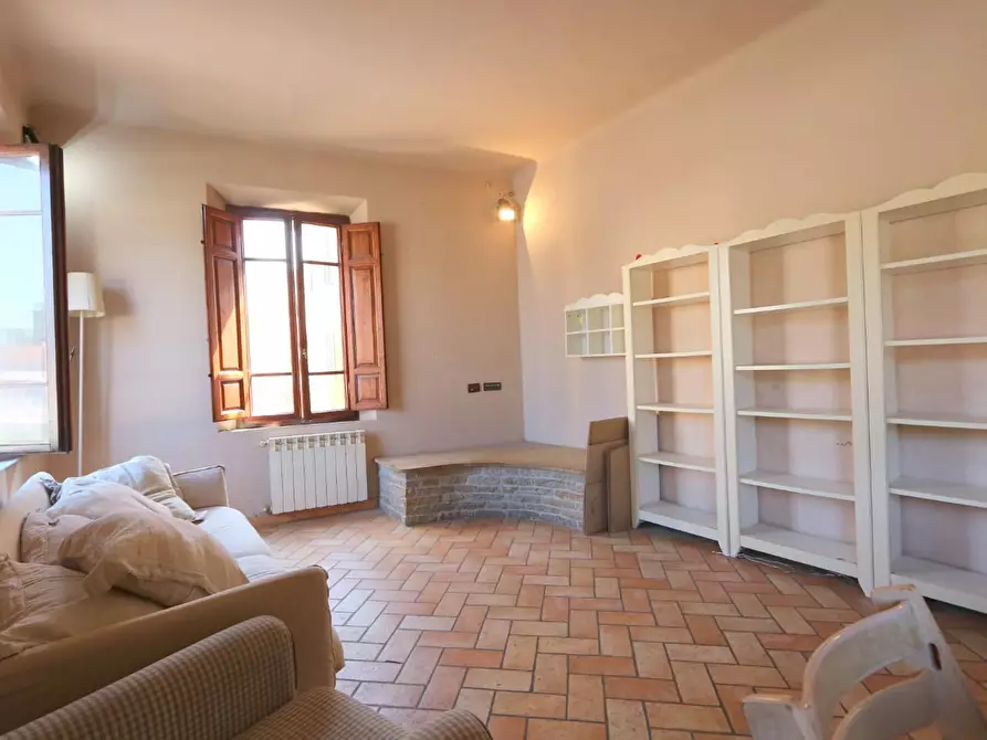 Immagine 1 di Appartamento in vendita  a Calci